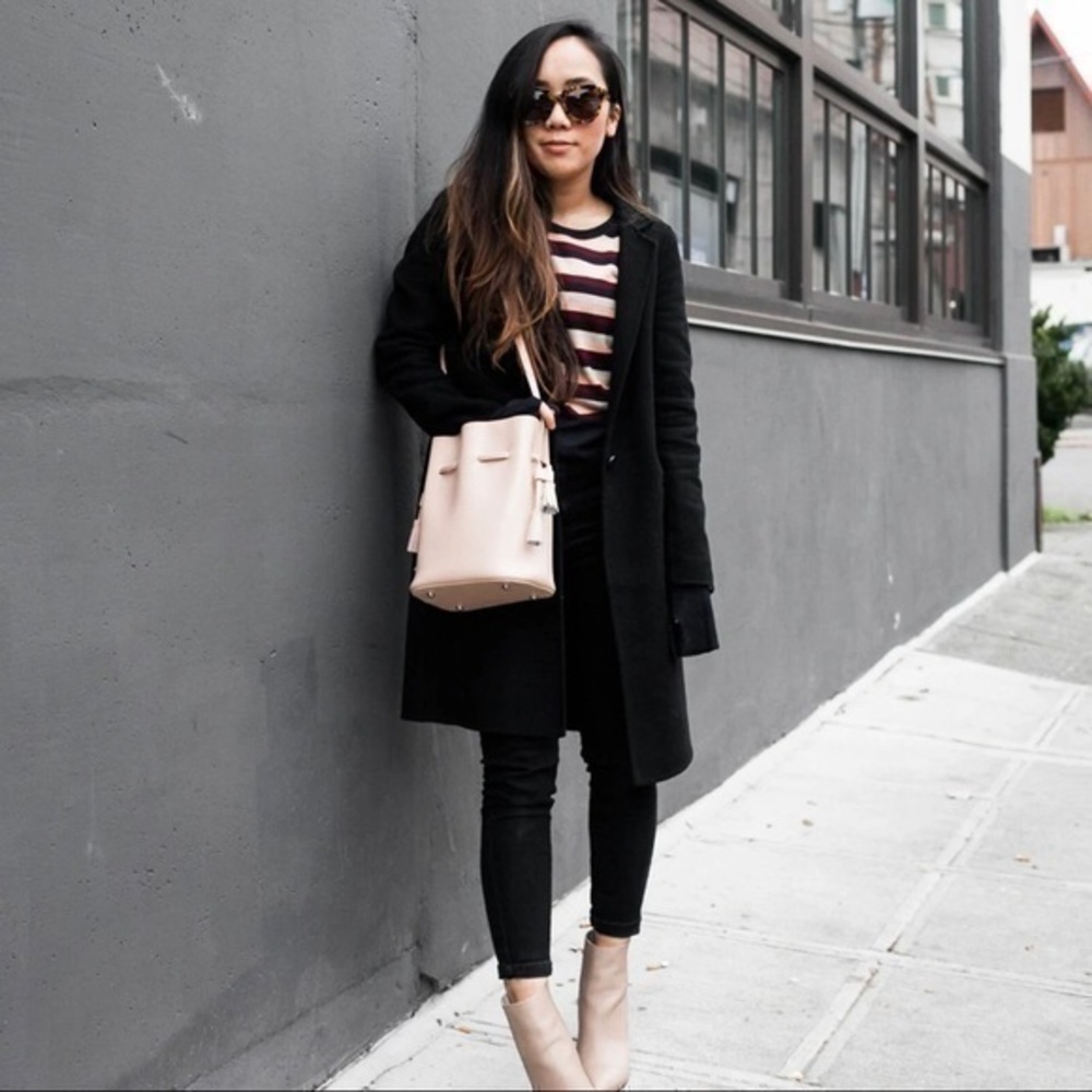 Elegant Pink Crossbody Bag